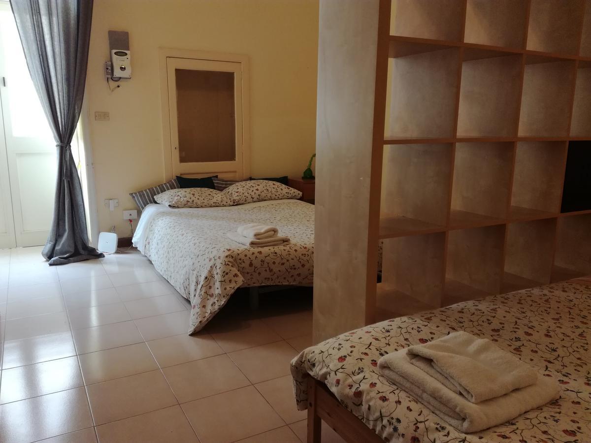 La Casa Di Chicca Appartement Lecce Buitenkant foto
